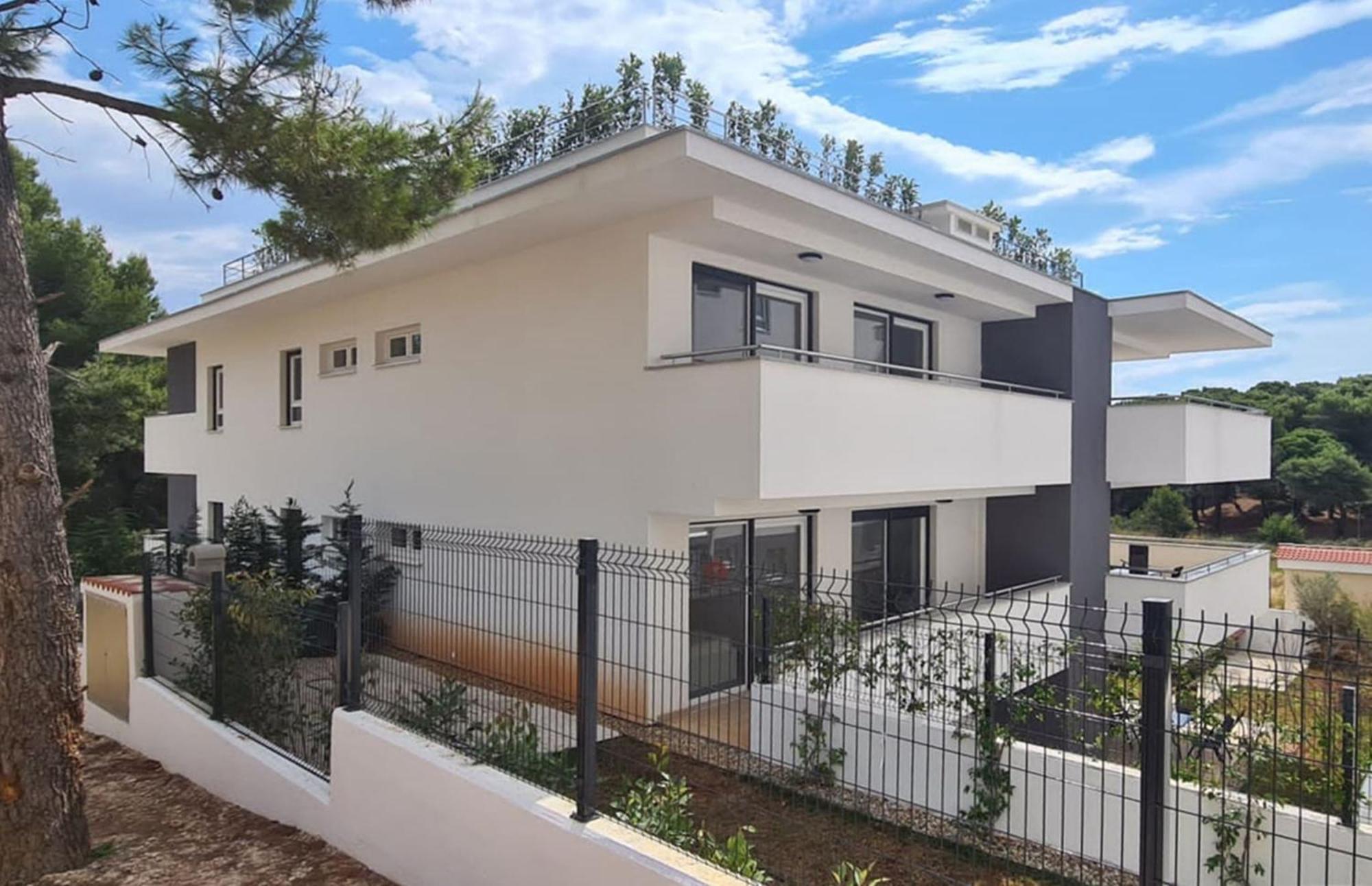 Apartments At Villa Frida เปรมันตูรา ภายนอก รูปภาพ
